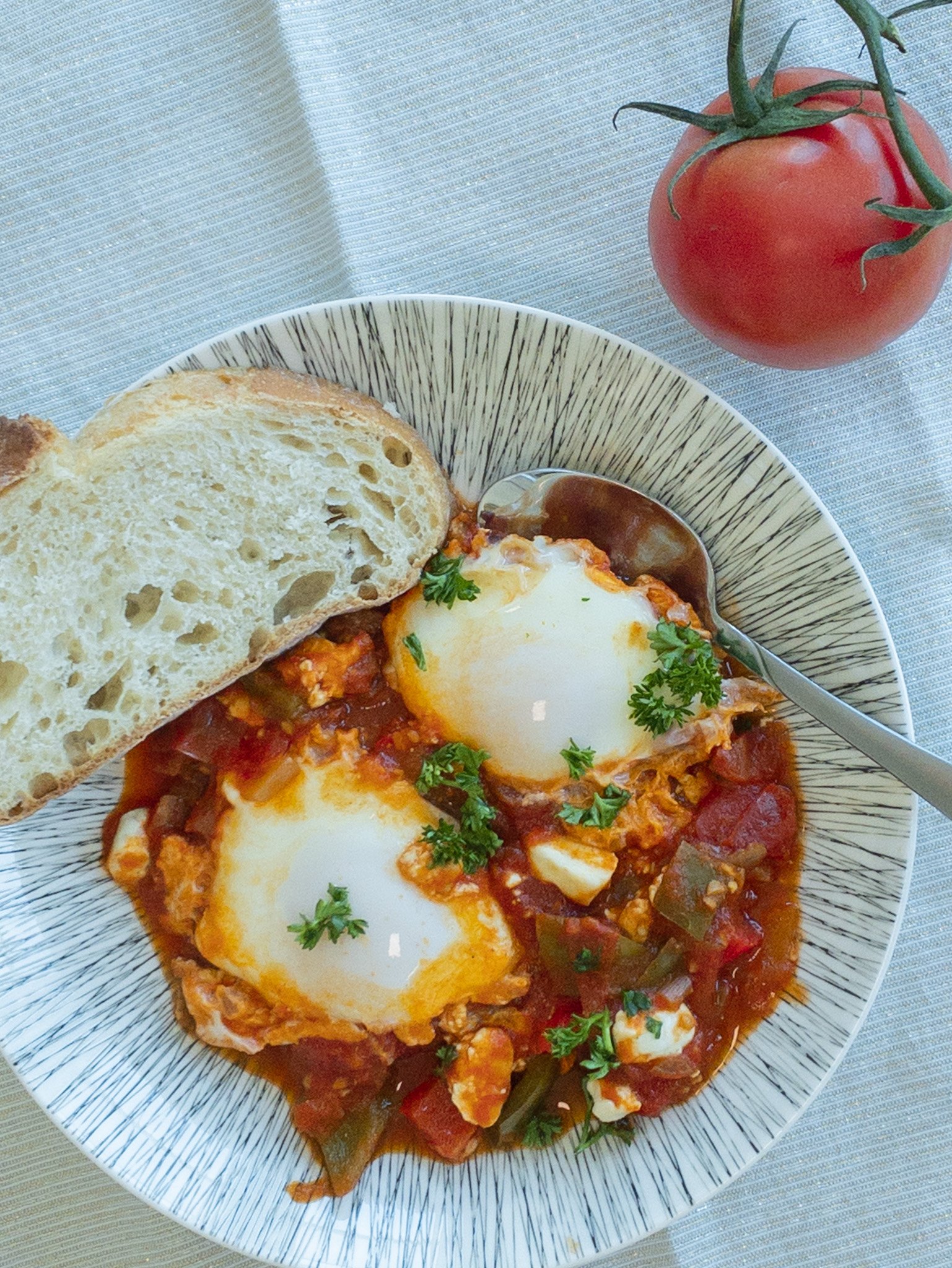 shakshuka with bread